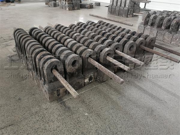 破碎機錘頭廠家十一堅守崗位,不折不扣保質(zhì)量!